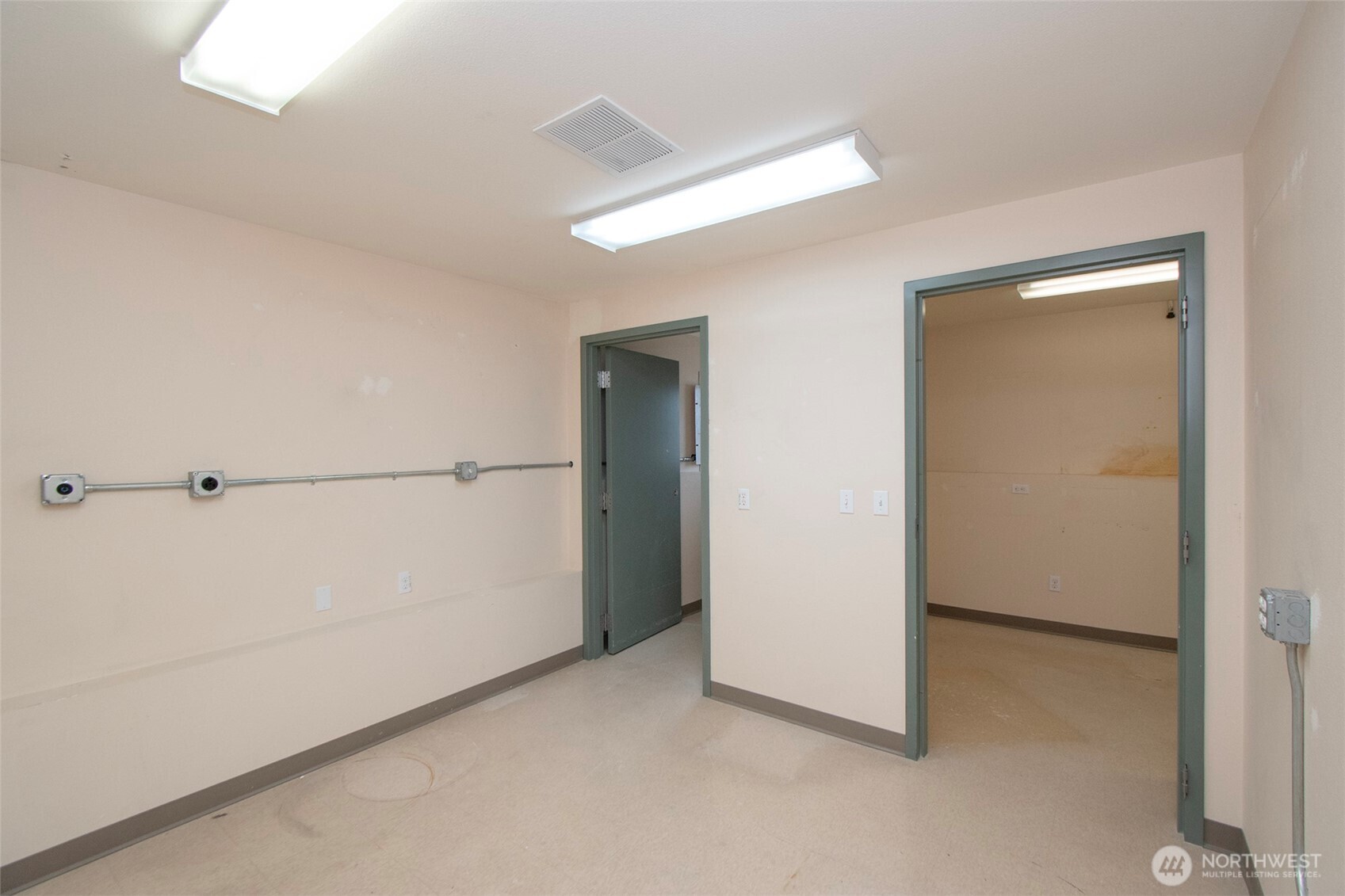 826 E 8th Street , Port Angeles, WA 98362