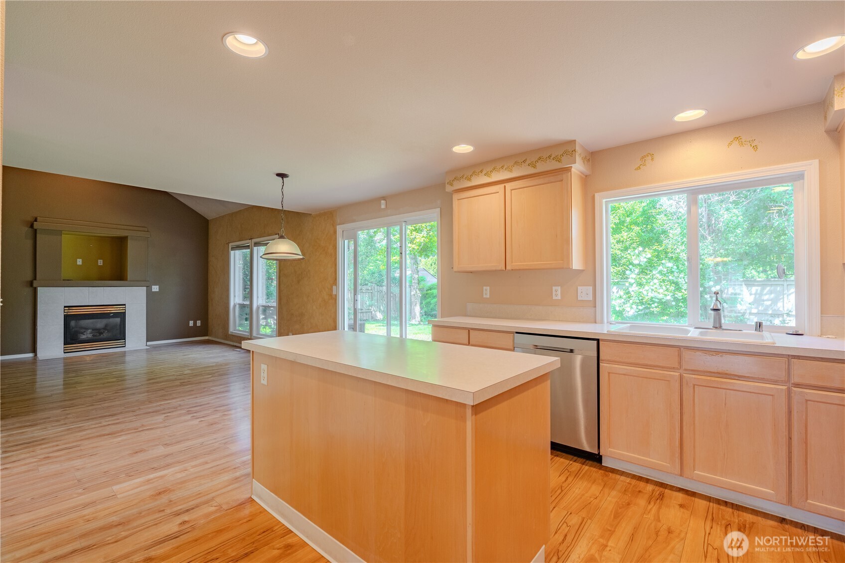 1500 SE 185th Avenue , Vancouver, WA 98683