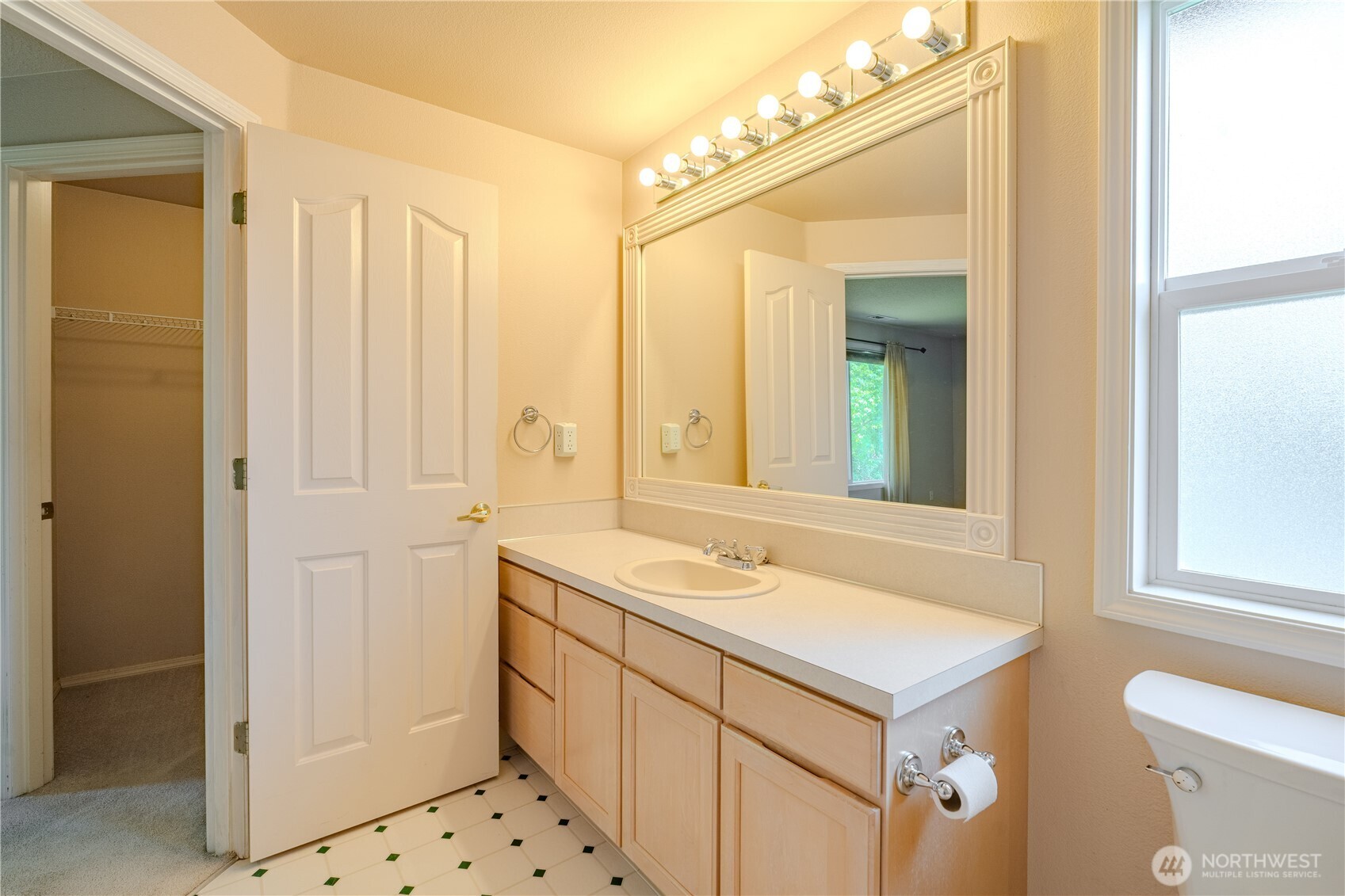 1500 SE 185th Avenue , Vancouver, WA 98683