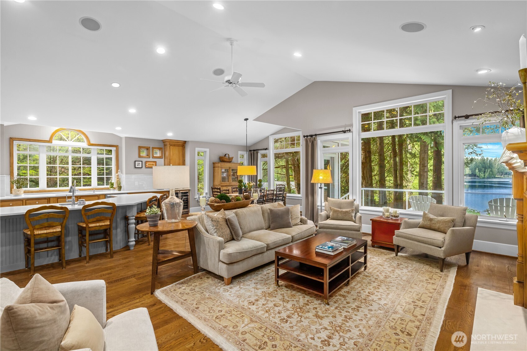 25314 SE 28th Street , Sammamish, WA 98075
