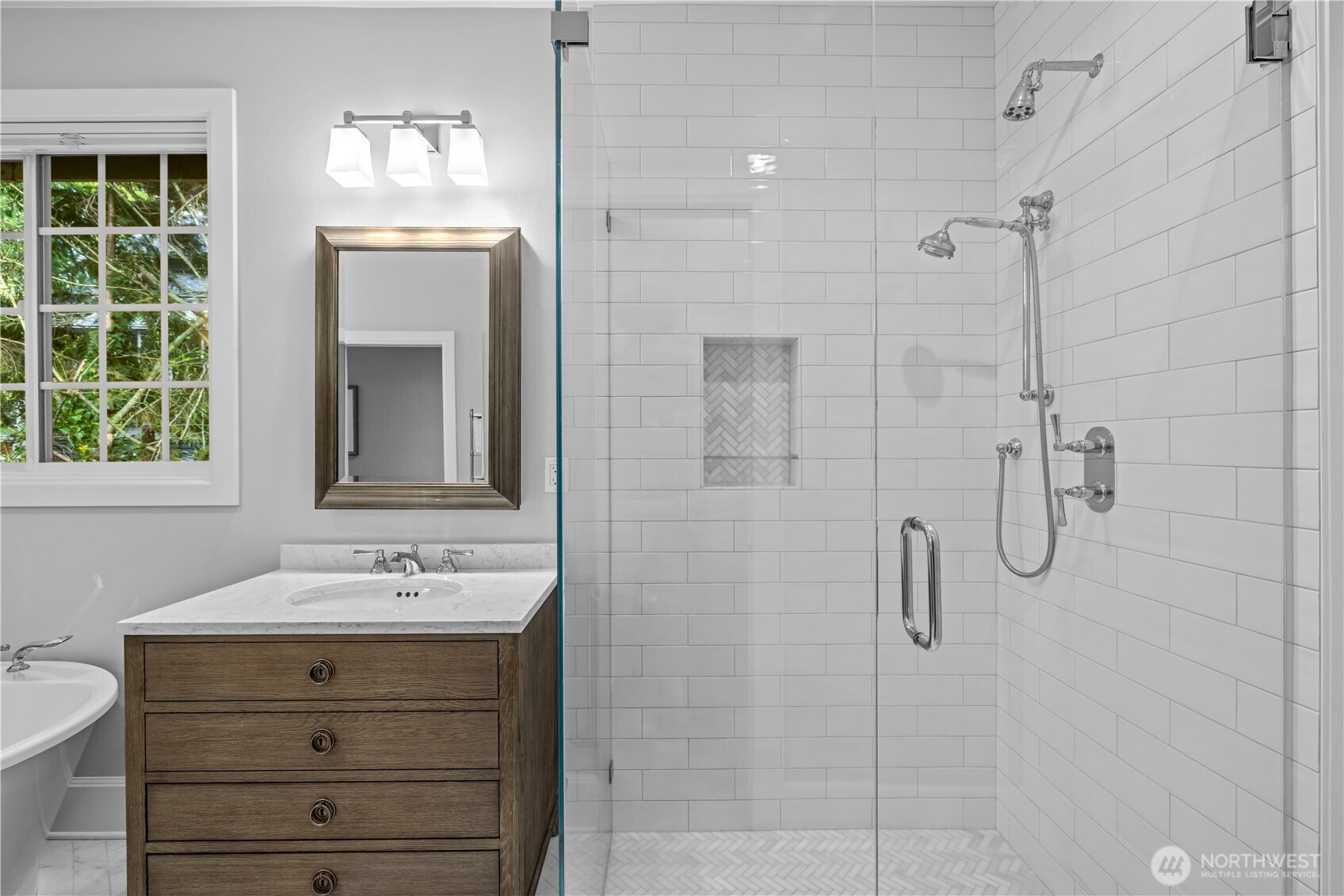 25314 SE 28th Street , Sammamish, WA 98075