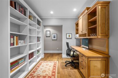 25314 SE 28th Street , Sammamish, WA 98075 - Photo 17