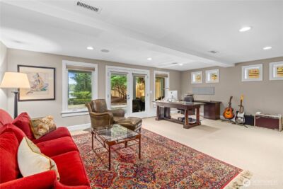 25314 SE 28th Street , Sammamish, WA 98075 - Photo 23