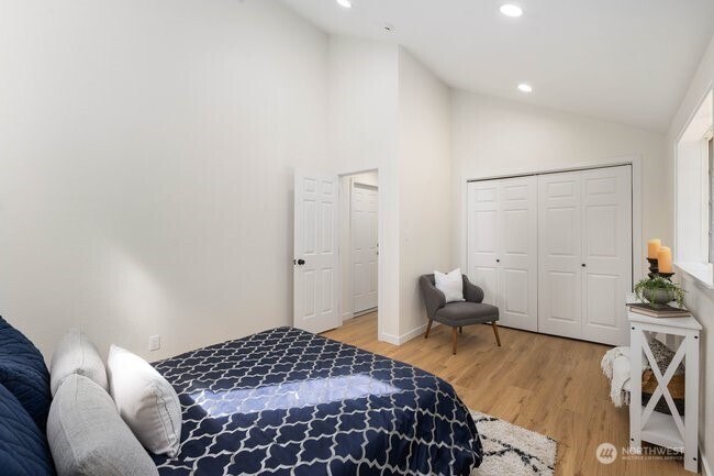 15717 97th Avenue Ct E, Puyallup, WA 98375-6703