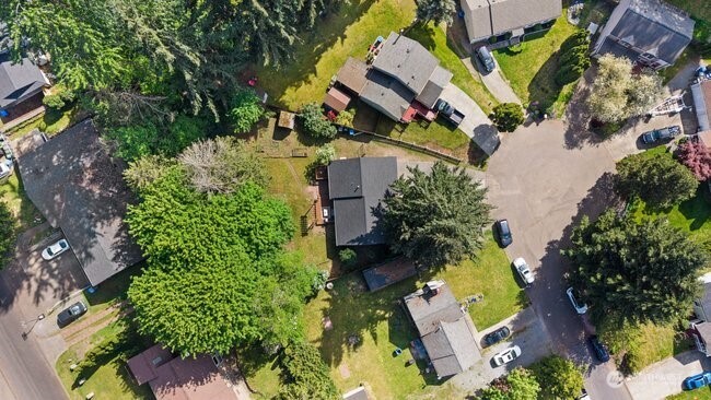 15717 97th Avenue Ct E, Puyallup, WA 98375-6703