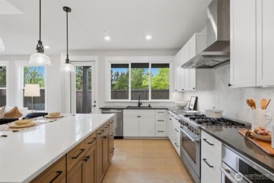 414 222nd Place SE, Sammamish, WA 98074 - Photo 12