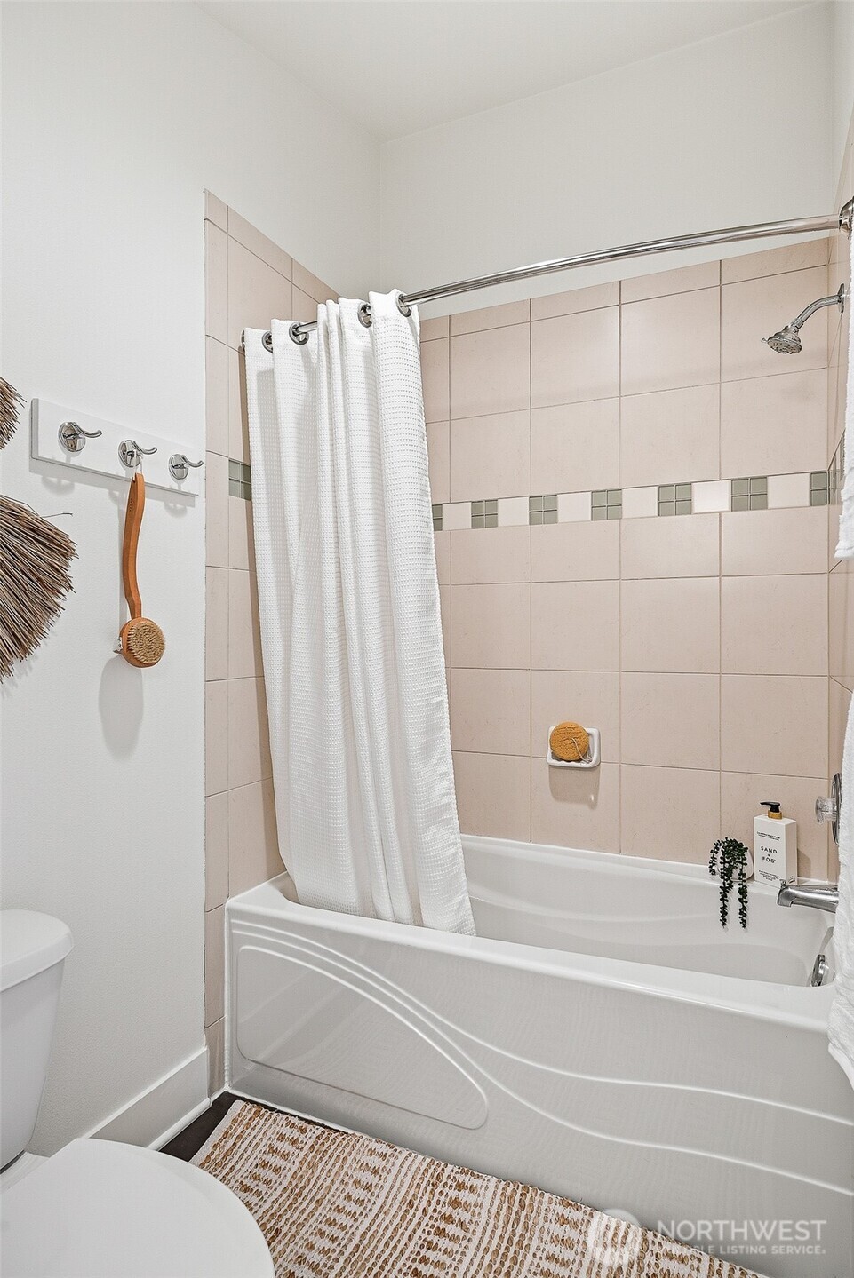 1421 NW 62nd Street #A, Seattle, WA 98107