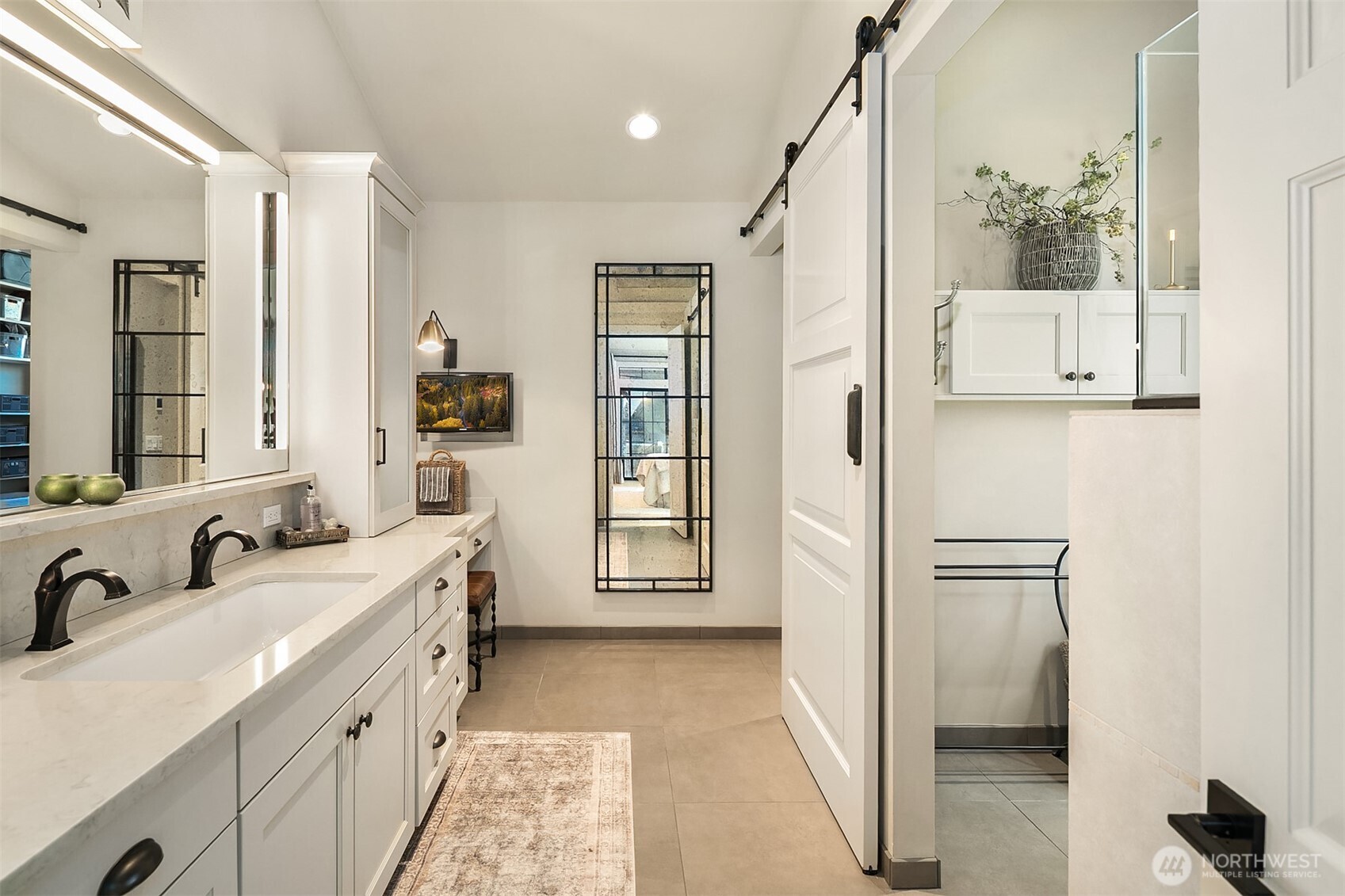 525 16th Avenue W, Kirkland, WA 98033