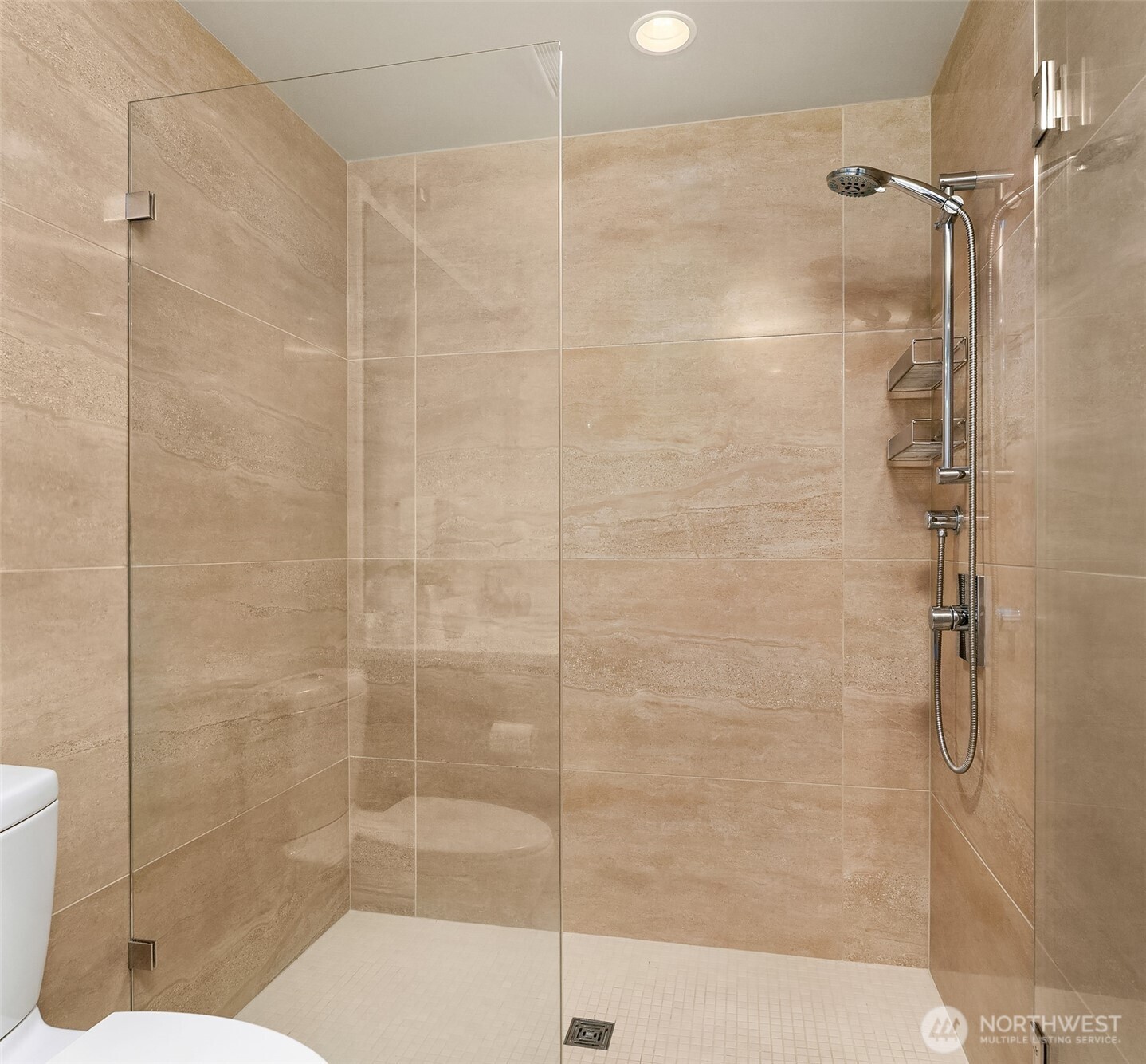 583 Battery Street #2208N, Seattle, WA 98121