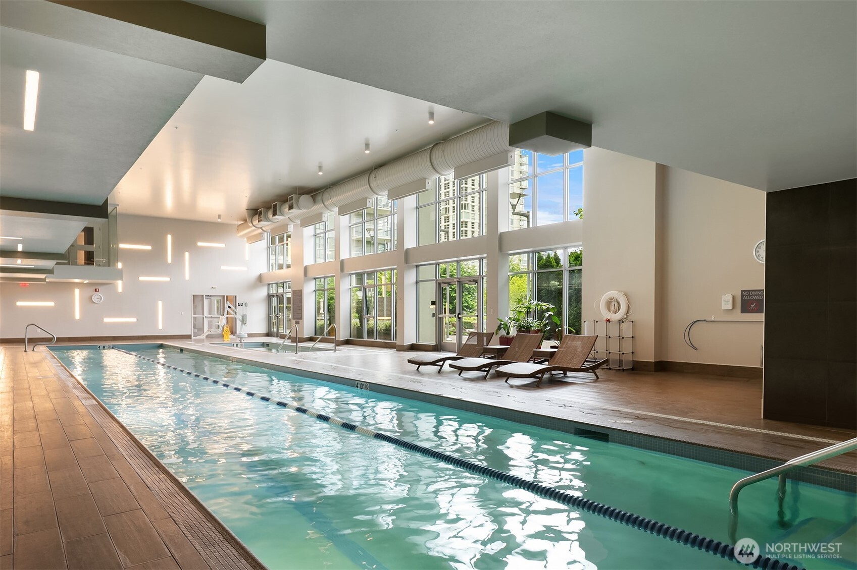 583 Battery Street #2208N, Seattle, WA 98121