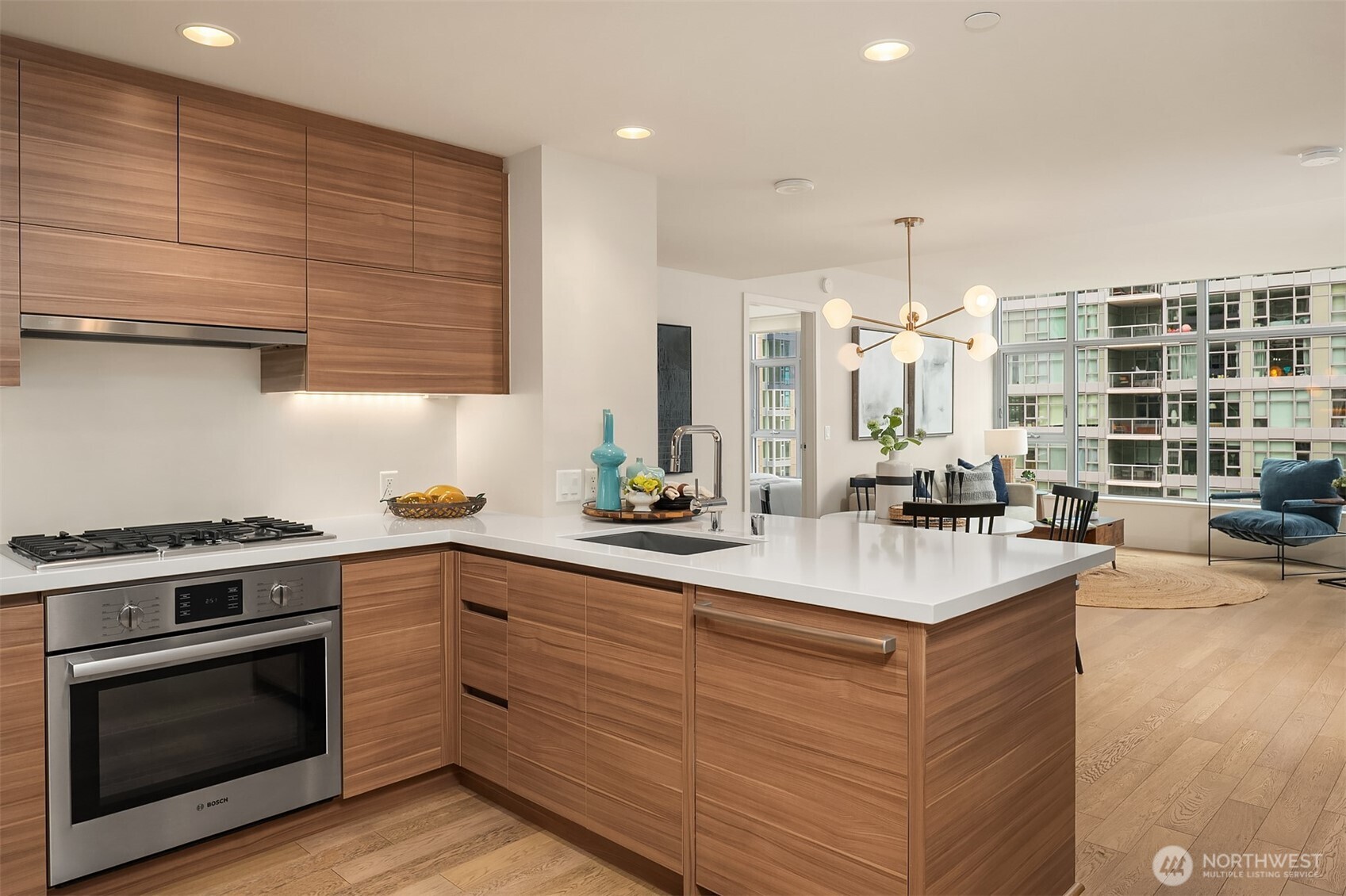 583 Battery Street #2208N, Seattle, WA 98121