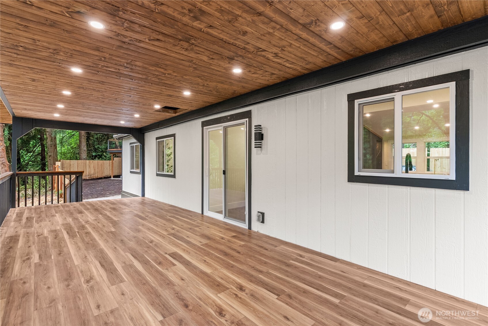 22518 Dorre Don Way , Maple Valley, WA 98038