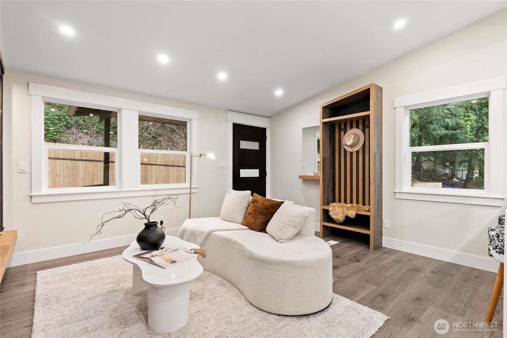22518 Dorre Don Way , Maple Valley, WA 98038