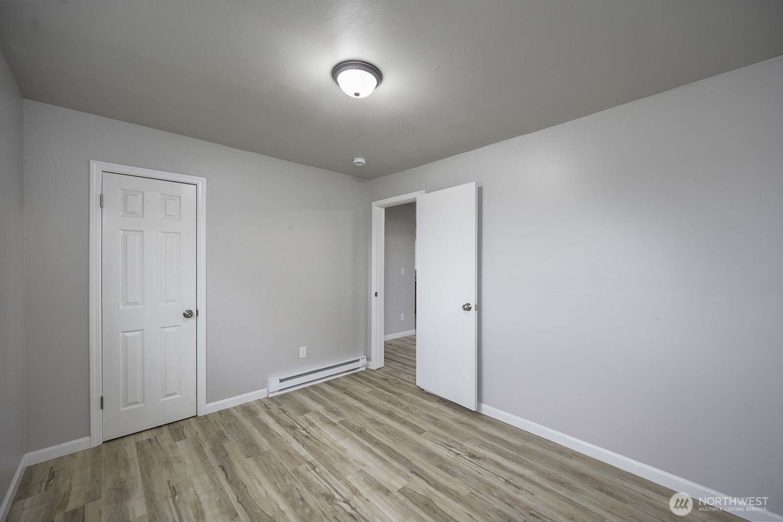 4253 NE Lincoln Drive , Moses Lake, WA 98837