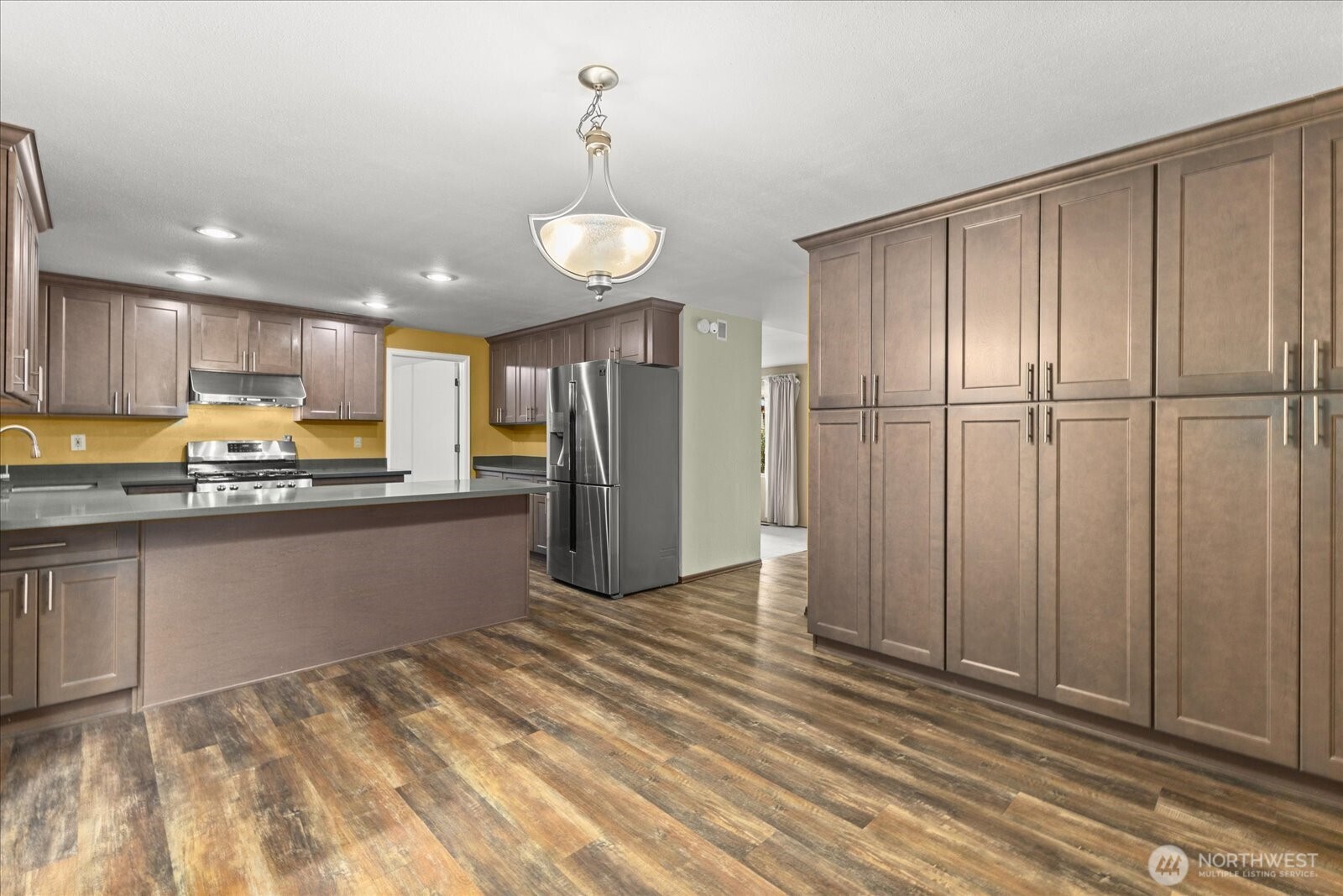 1007 174th Avenue NE, Bellevue, WA 98008
