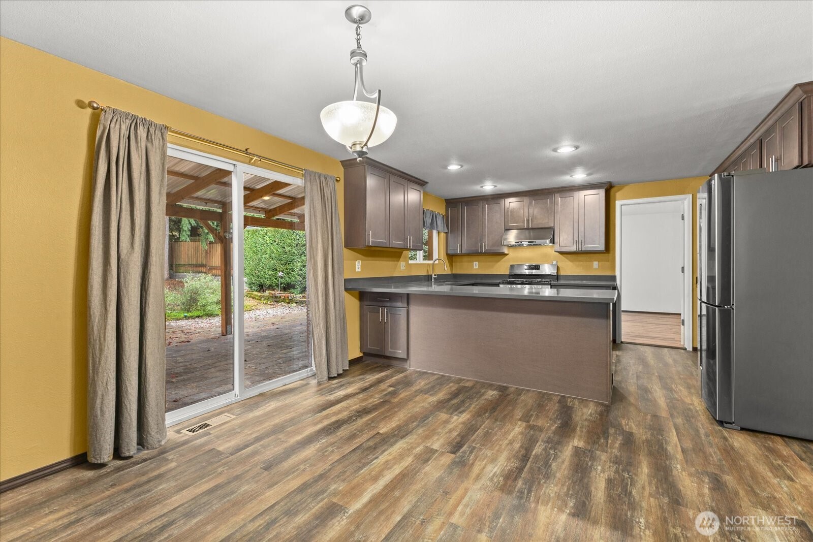 1007 174th Avenue NE, Bellevue, WA 98008