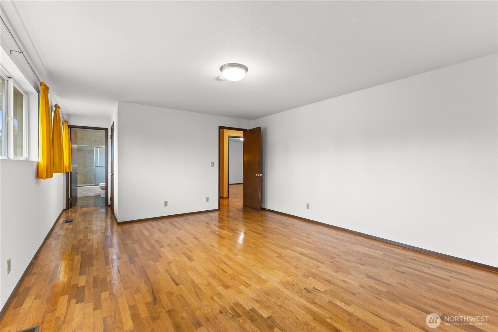 1007 174th Avenue NE, Bellevue, WA 98008