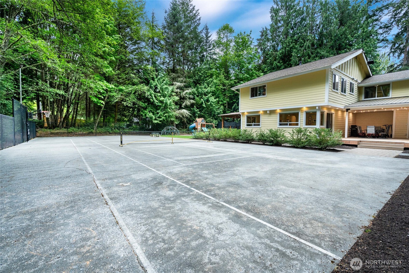 18104 NE 196th Street , Woodinville, WA 98077