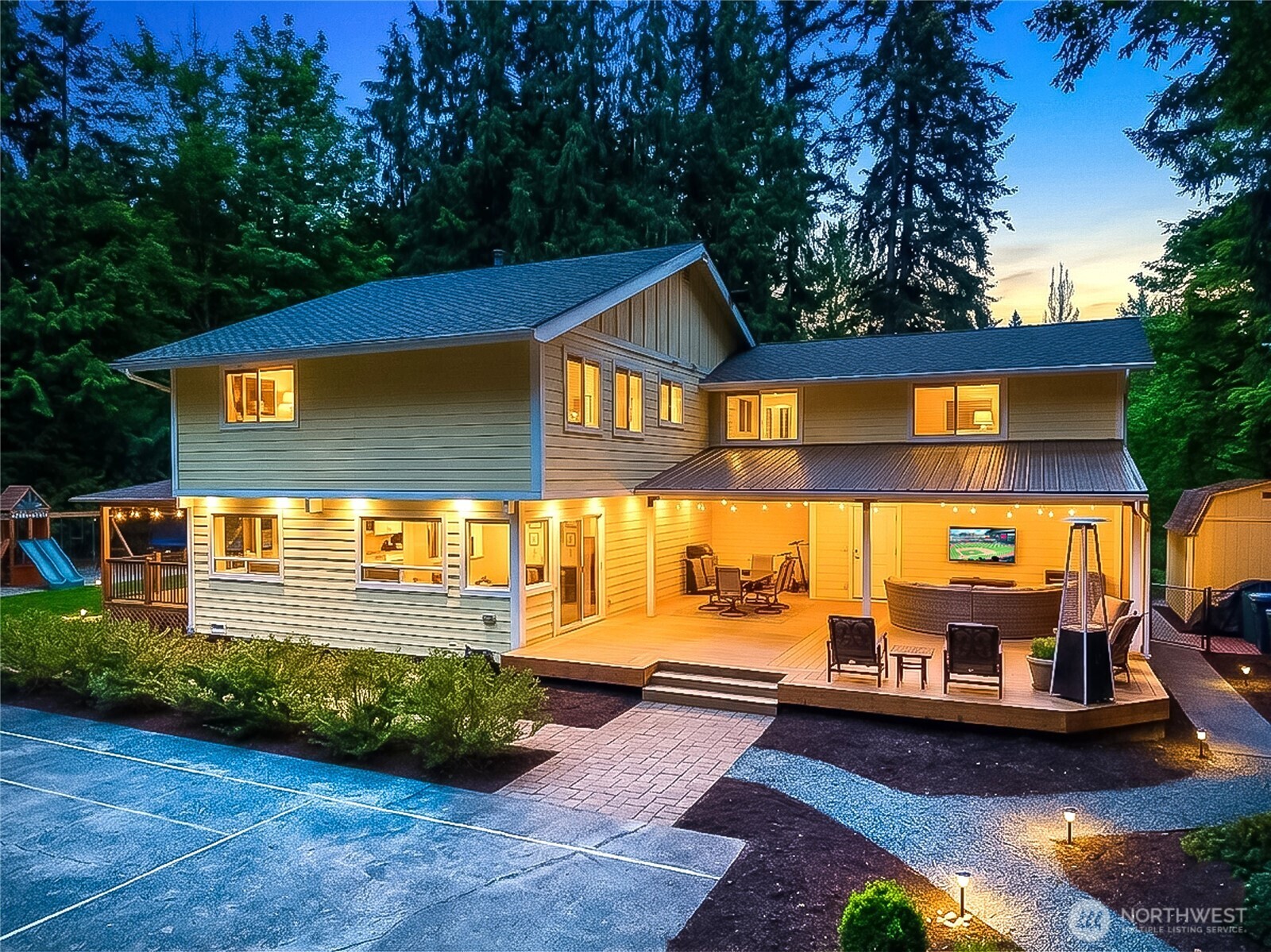 18104 NE 196th Street , Woodinville, WA 98077