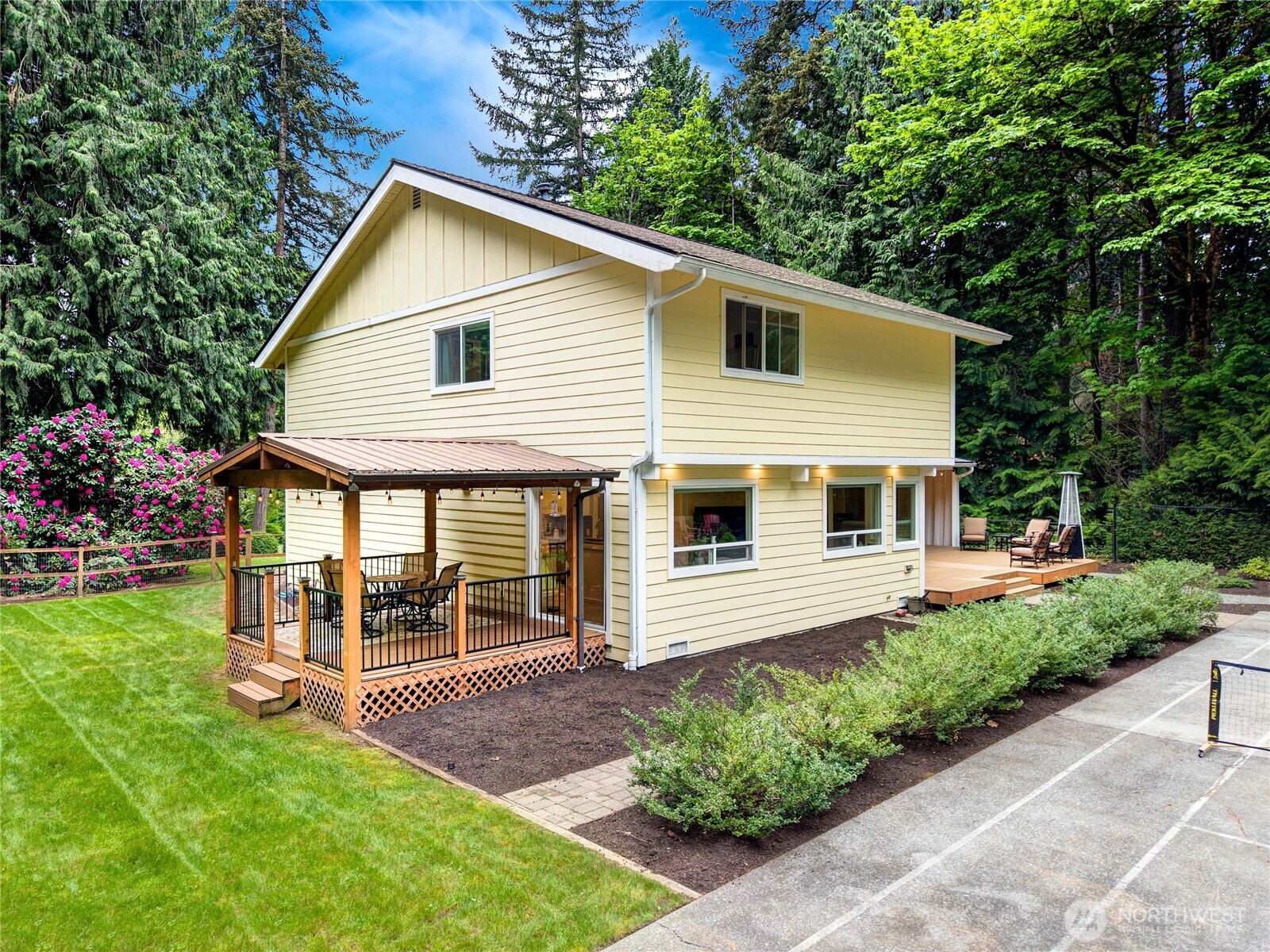 18104 NE 196th Street , Woodinville, WA 98077