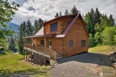 180 Carr Road , Randle, WA 98377