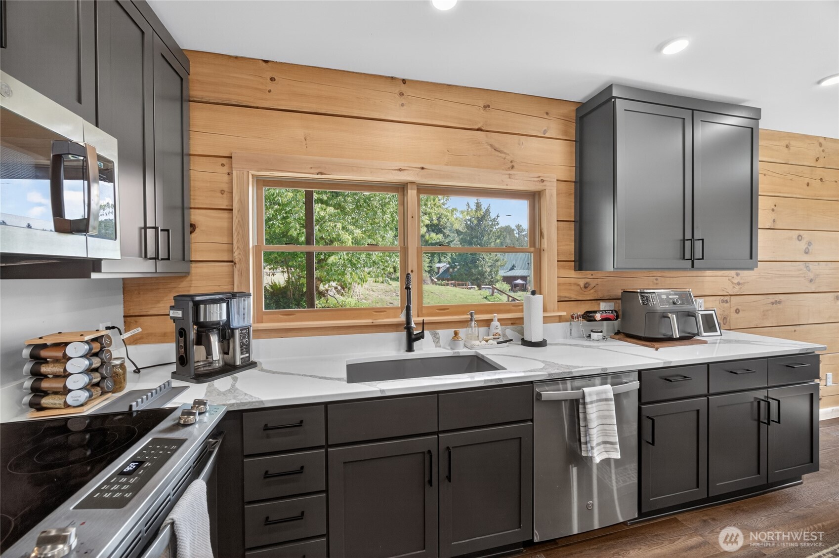 180 Carr Road , Randle, WA 98377