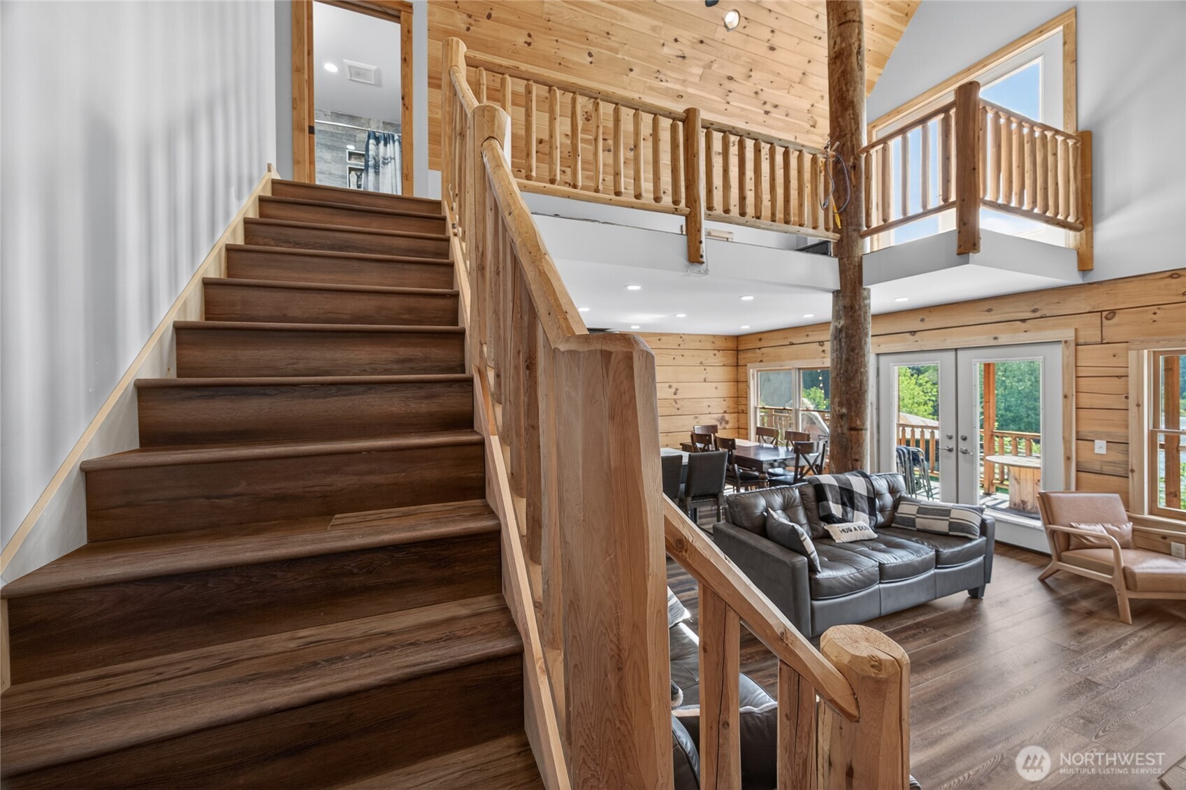 180 Carr Road , Randle, WA 98377