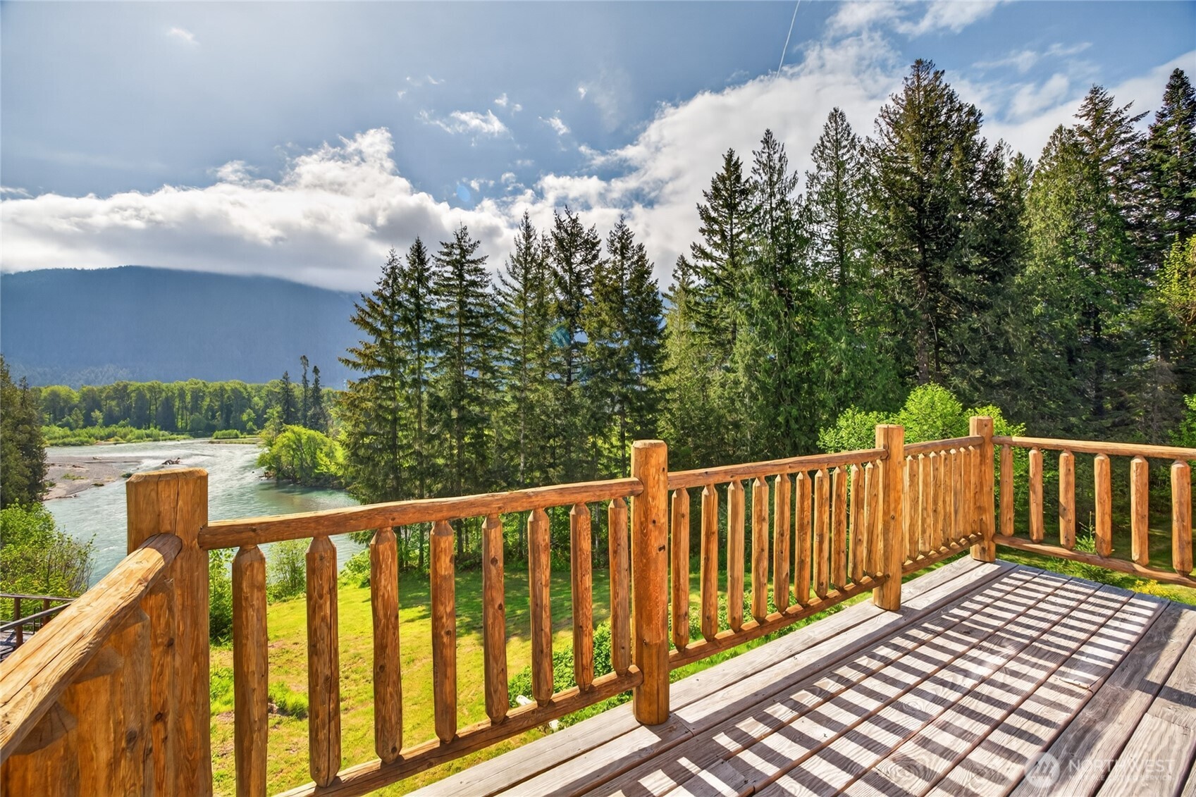 180 Carr Road , Randle, WA 98377