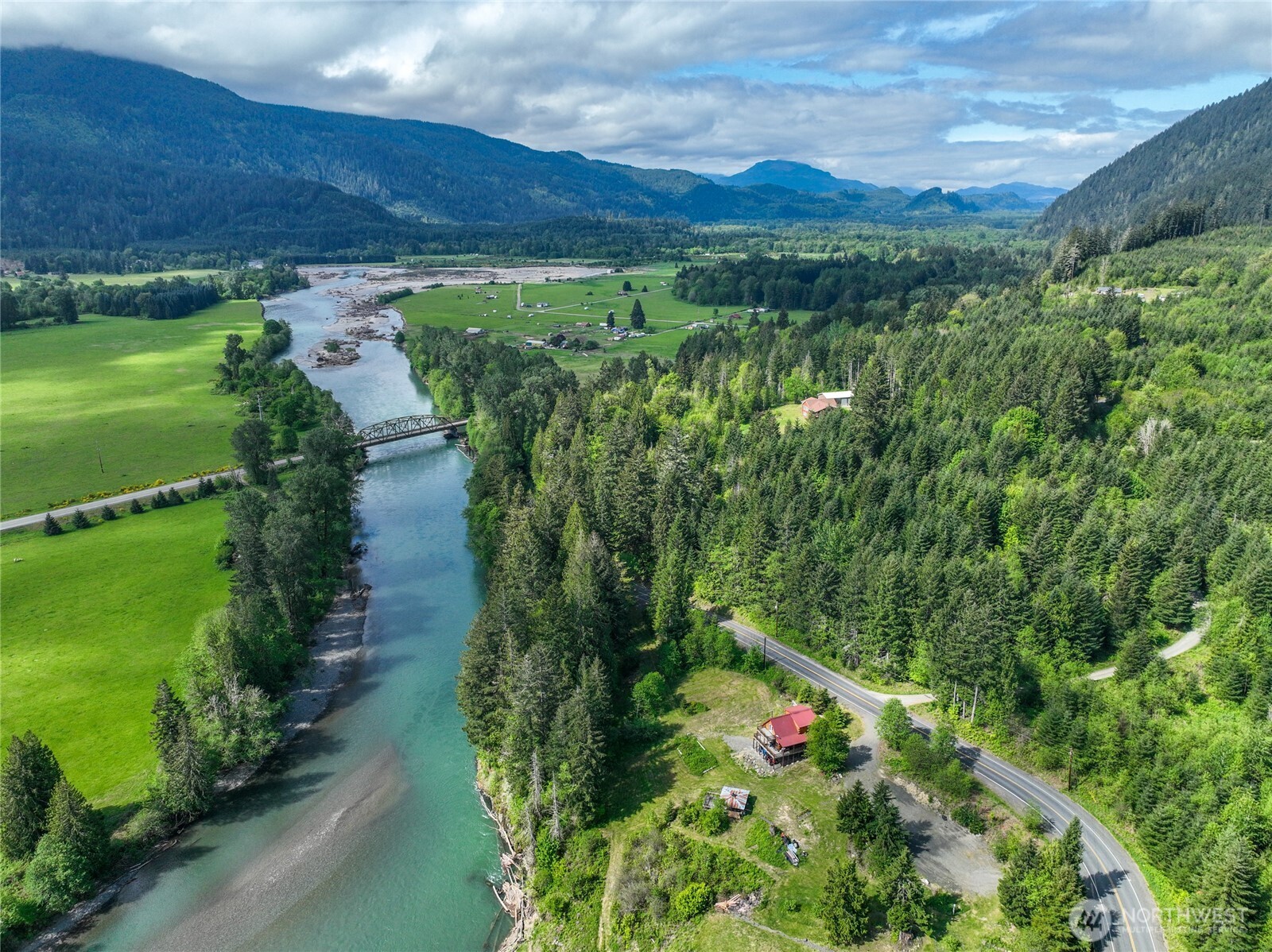 180 Carr Road , Randle, WA 98377