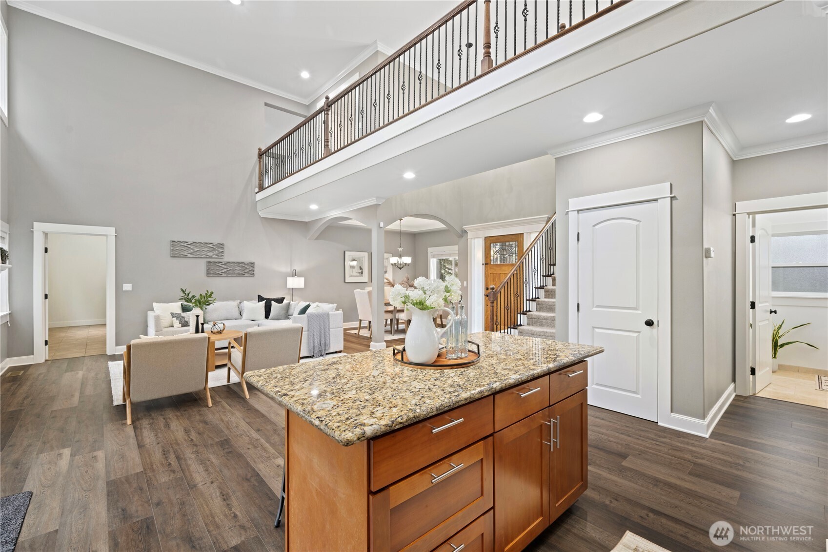 12411 NE 108th Place , Kirkland, WA 98033