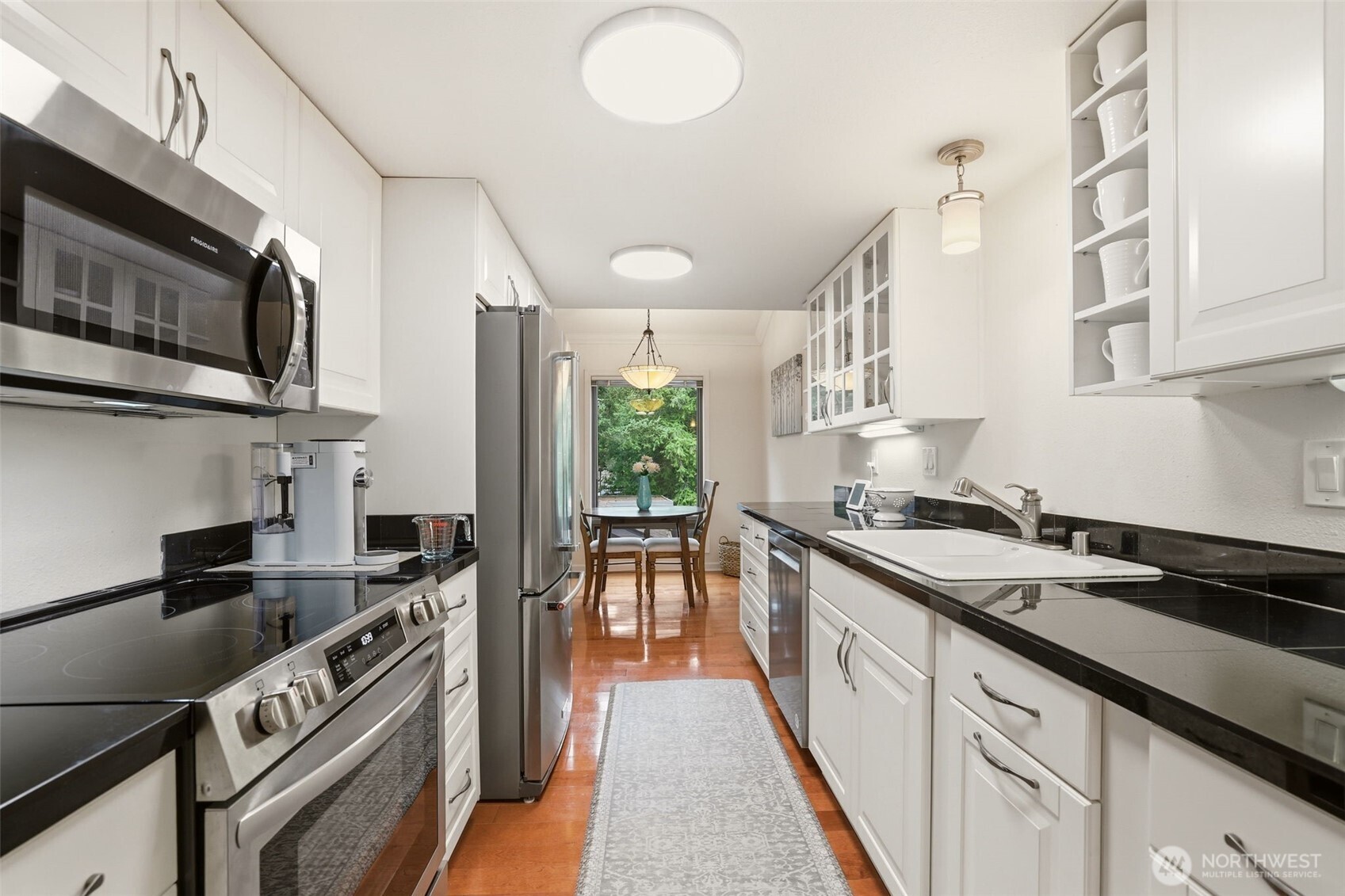 1542 NE 140th Street #E6, Seattle, WA 98125