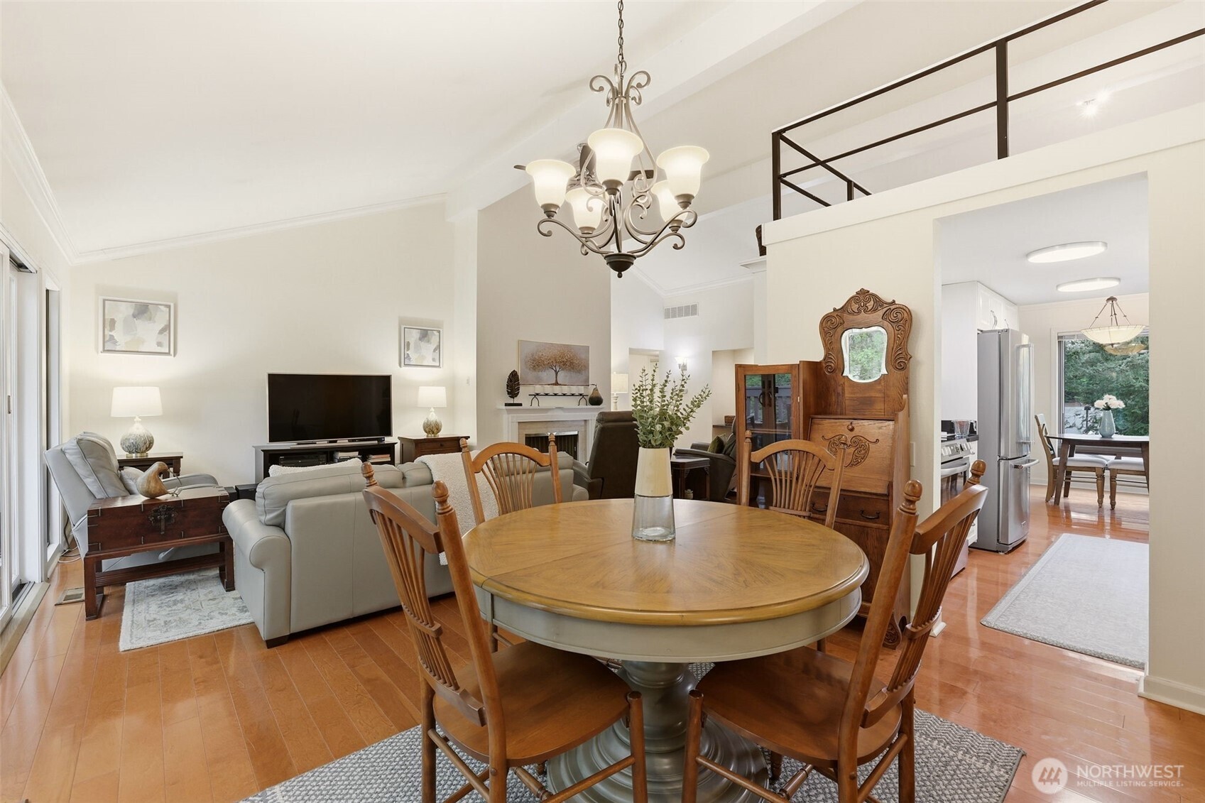 1542 NE 140th Street #E6, Seattle, WA 98125