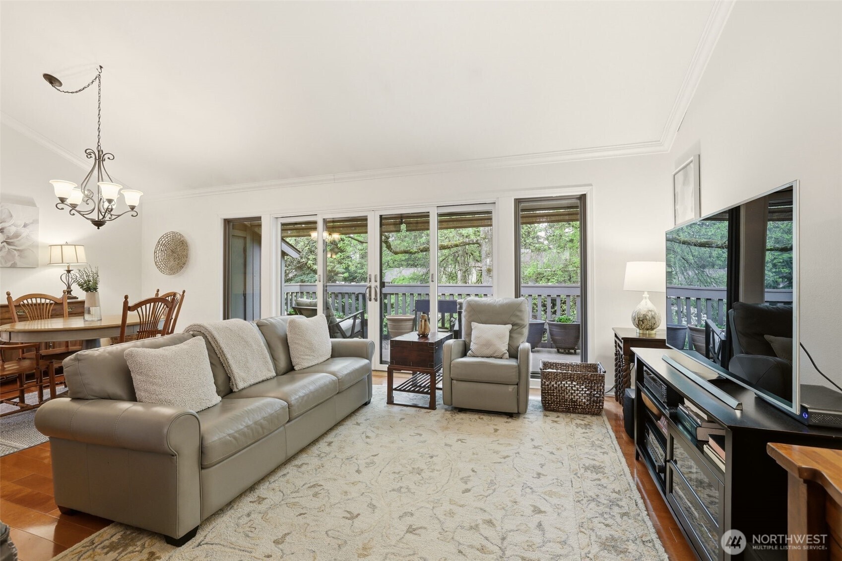 1542 NE 140th Street #E6, Seattle, WA 98125