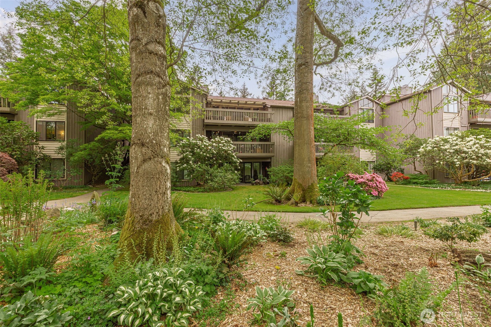 1542 NE 140th Street #E6, Seattle, WA 98125