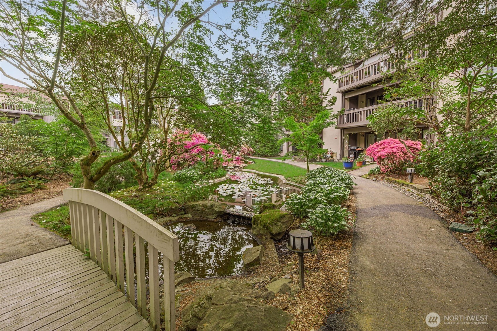 1542 NE 140th Street #E6, Seattle, WA 98125