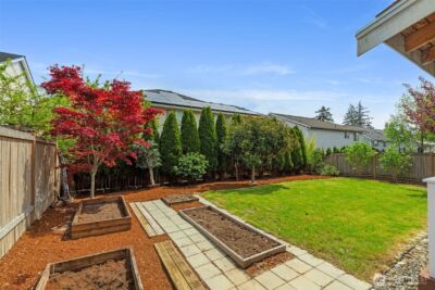 19728 77th Place NE, Kenmore, WA 98028 - Photo 32