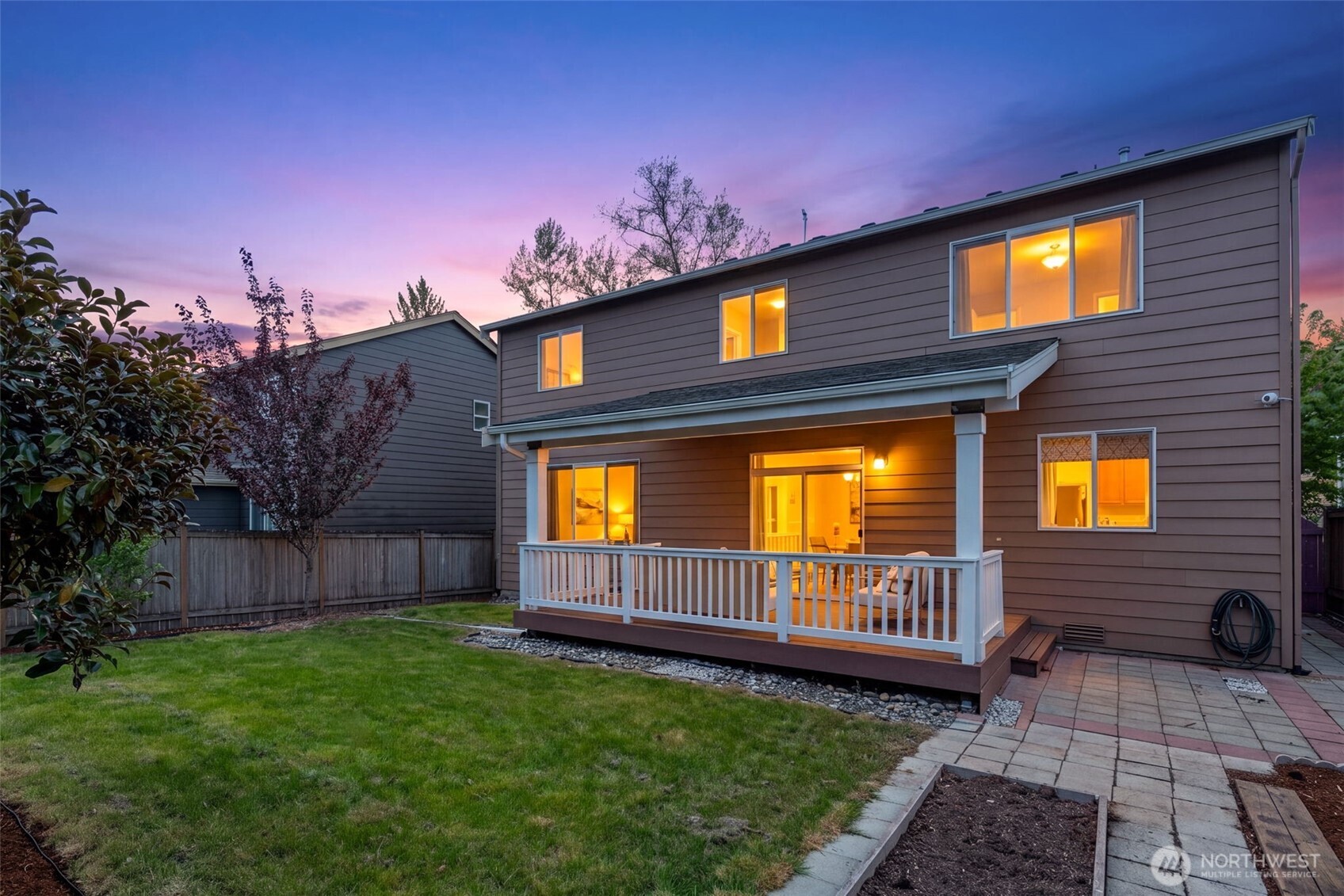 19728 77th Place NE, Kenmore, WA 98028