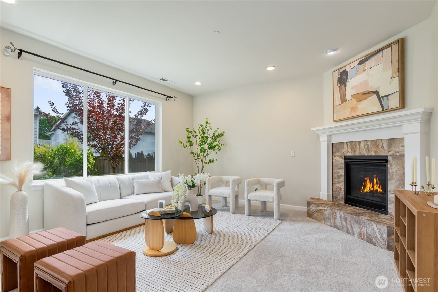 19728 77th Place NE, Kenmore, WA 98028