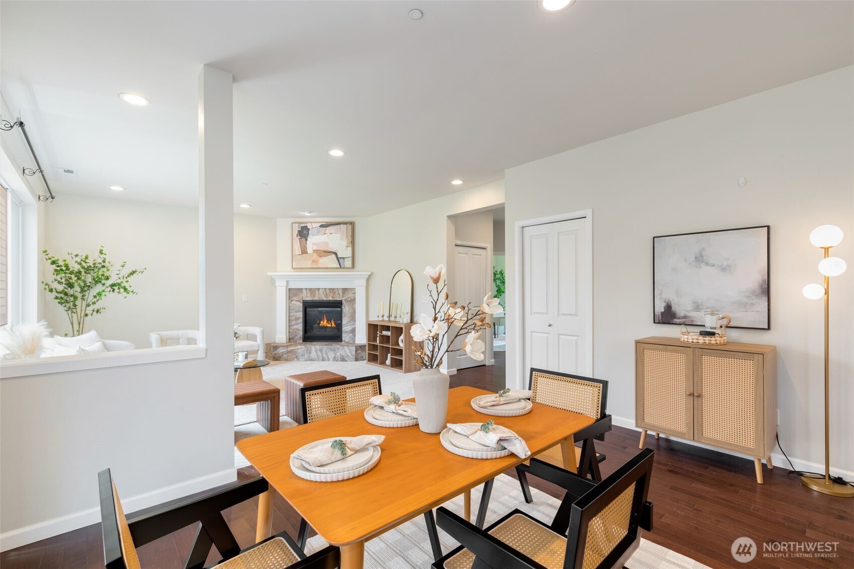 19728 77th Place NE, Kenmore, WA 98028