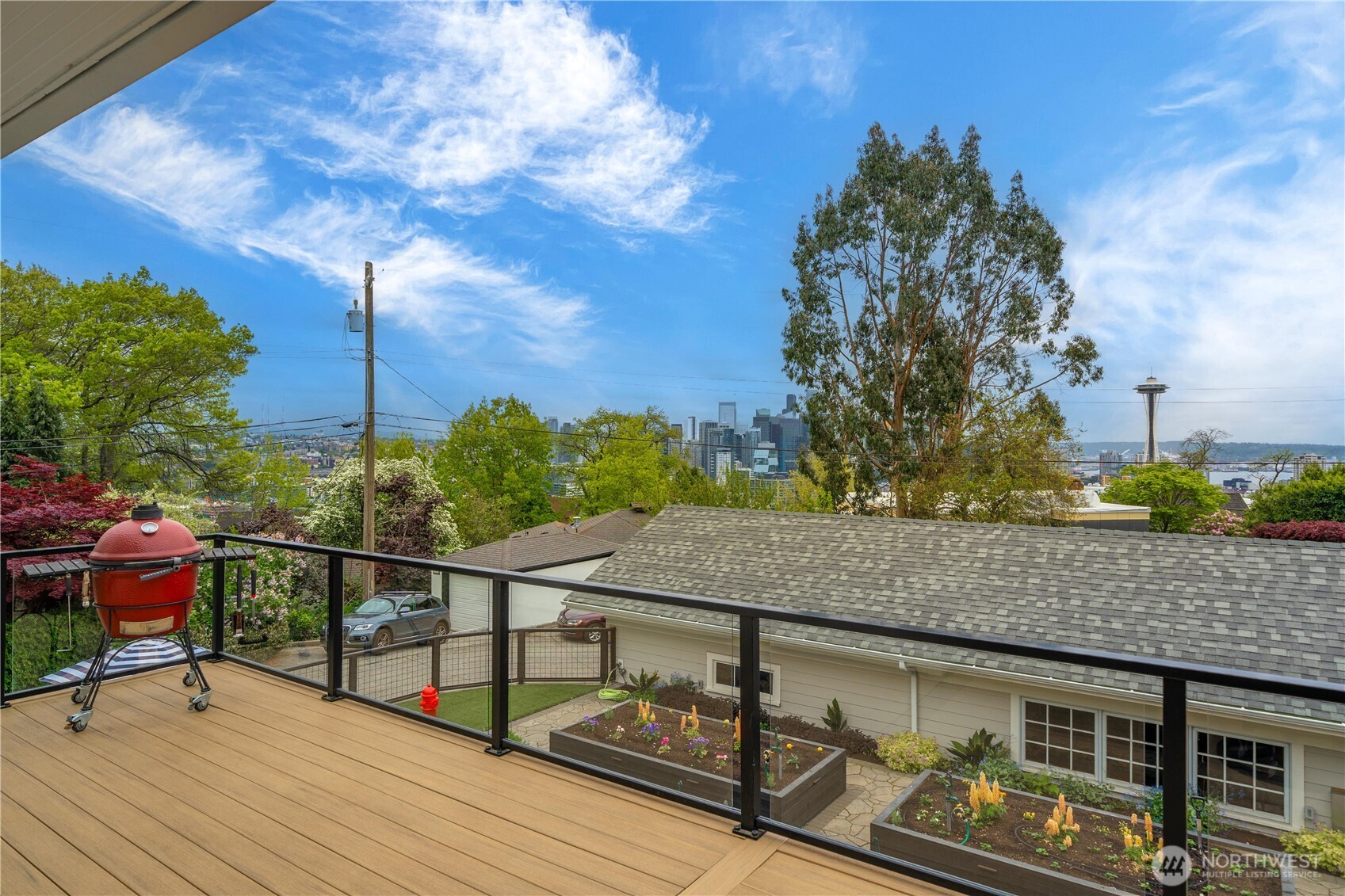 321 Lee Street , Seattle, WA 98109