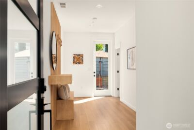 21907 25th St SE #Unit C, Bothell, WA 98021 - Photo 2