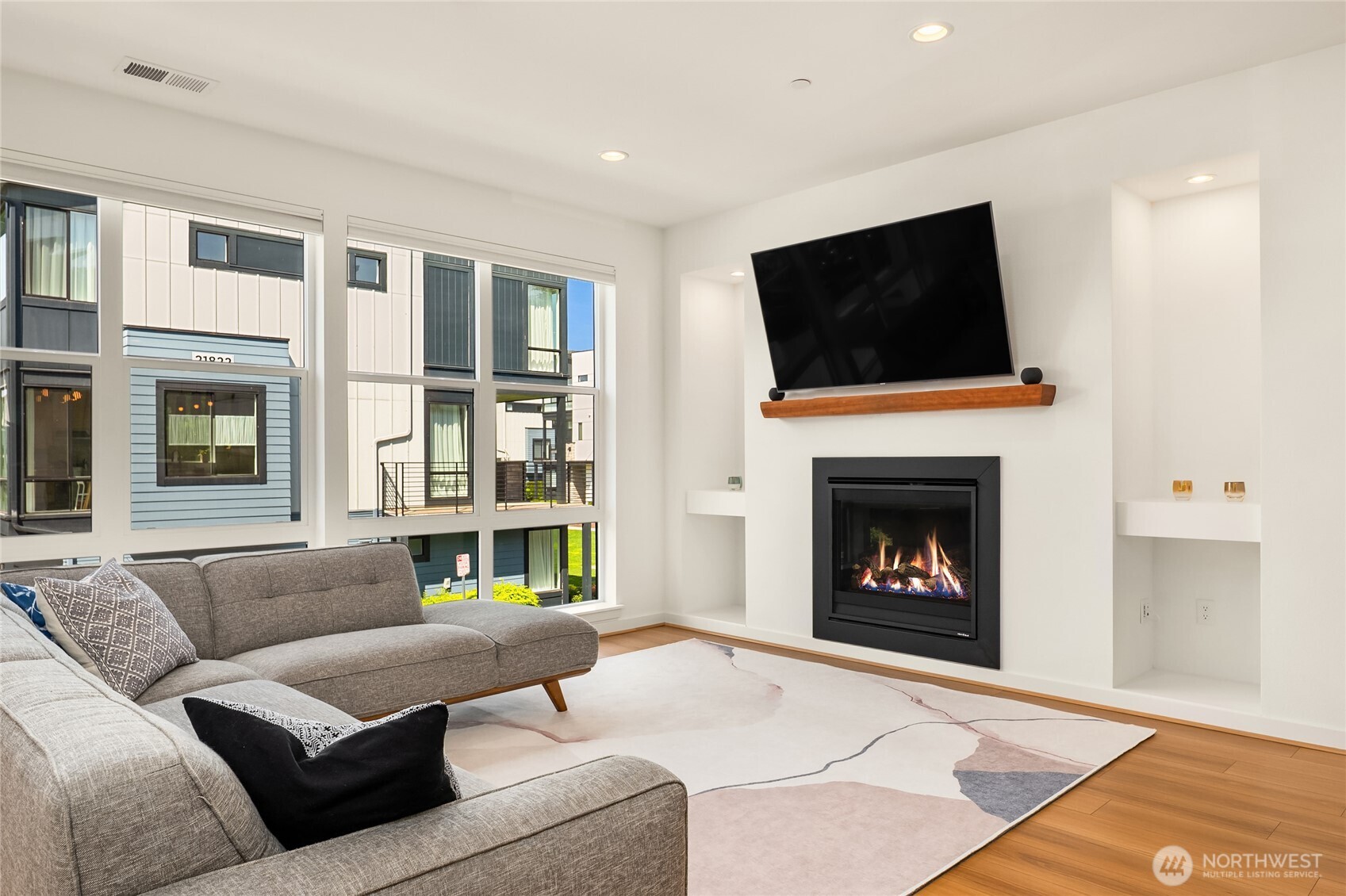 21907 25th St SE #Unit C, Bothell, WA 98021