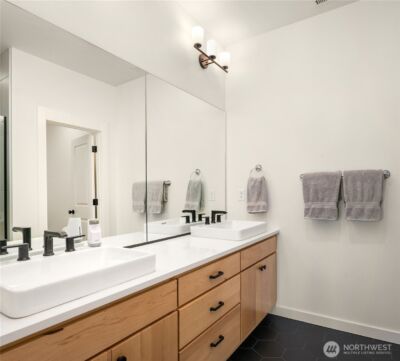 21907 25th St SE #Unit C, Bothell, WA 98021 - Photo 27