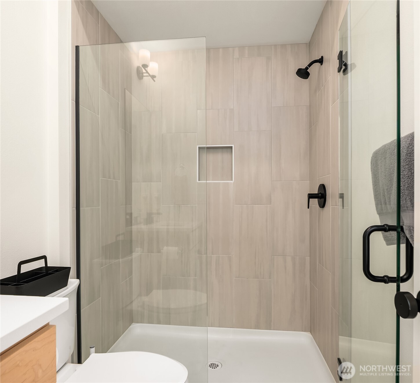 21907 25th St SE #Unit C, Bothell, WA 98021