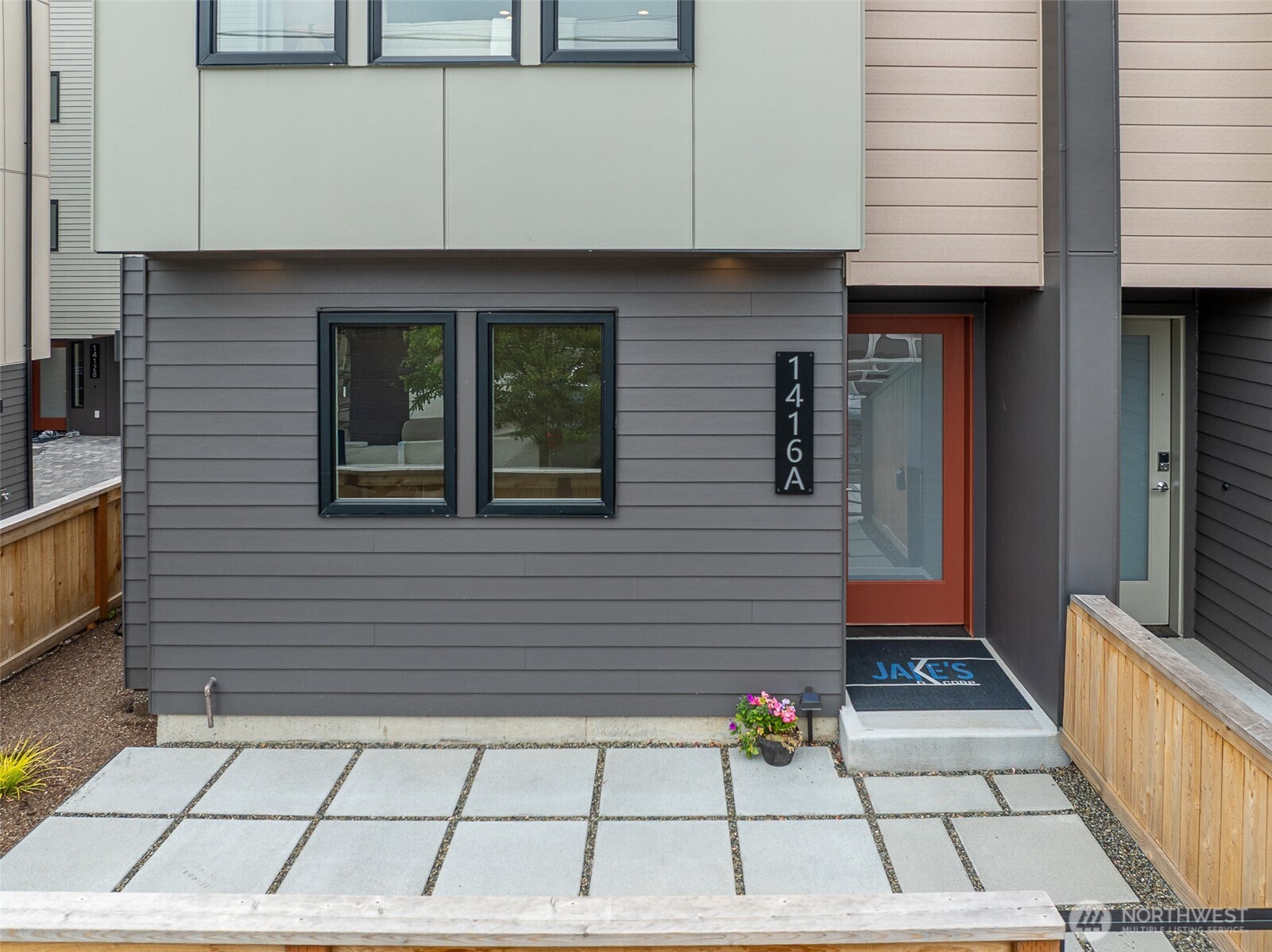1416 A N 47th Street , Seattle, WA 98103