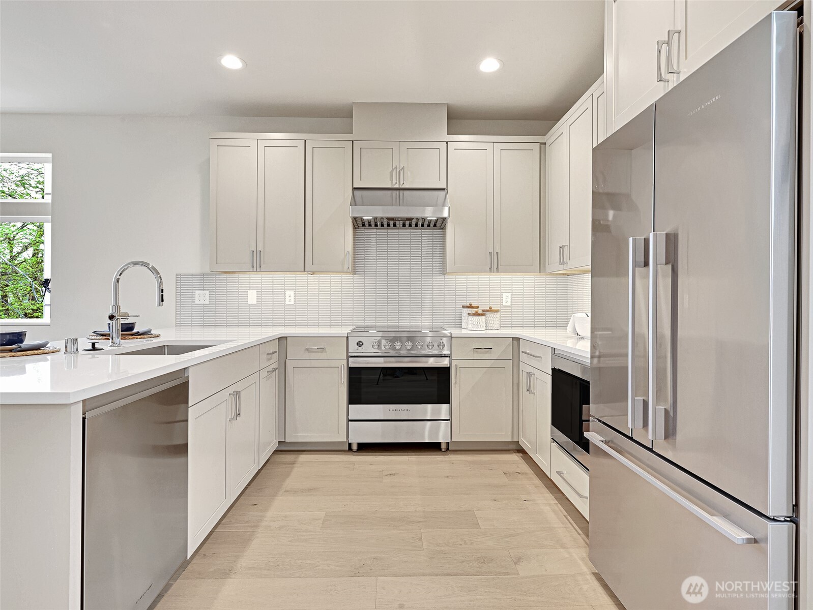 1416 A N 47th Street , Seattle, WA 98103