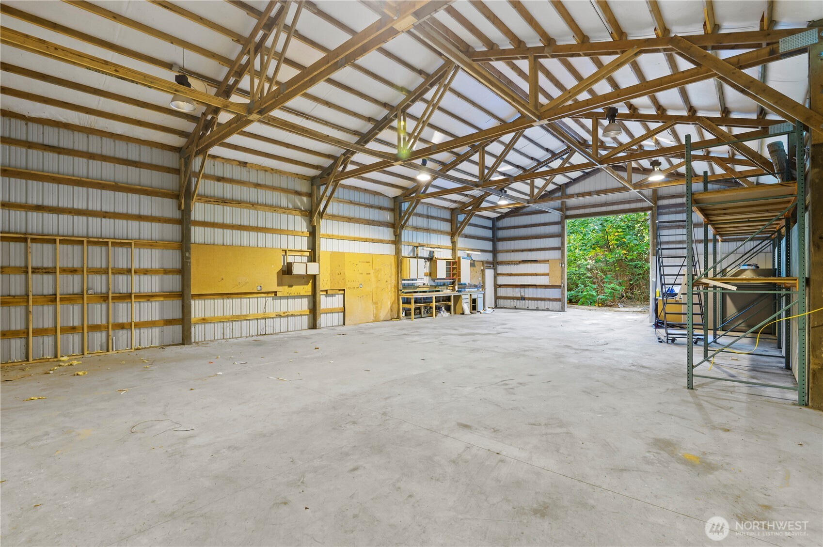 940 Hoppy Trail Way , Camano Island, WA 98282-6574