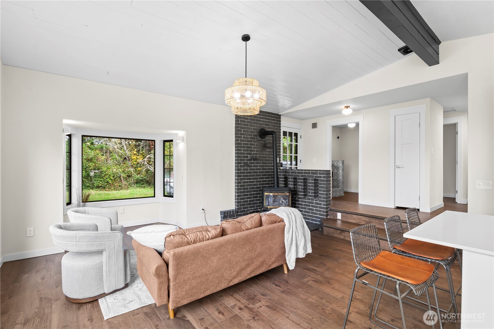 940 Hoppy Trail Way , Camano Island, WA 98282-6574