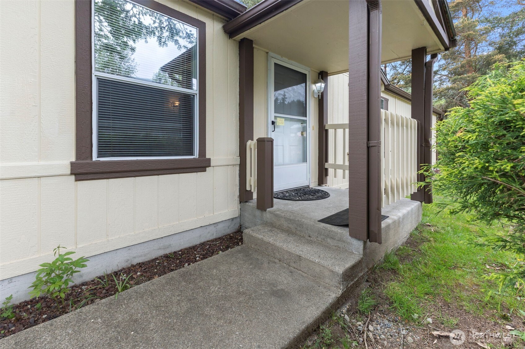 1829 137th Street E #101, Tacoma, WA 98445
