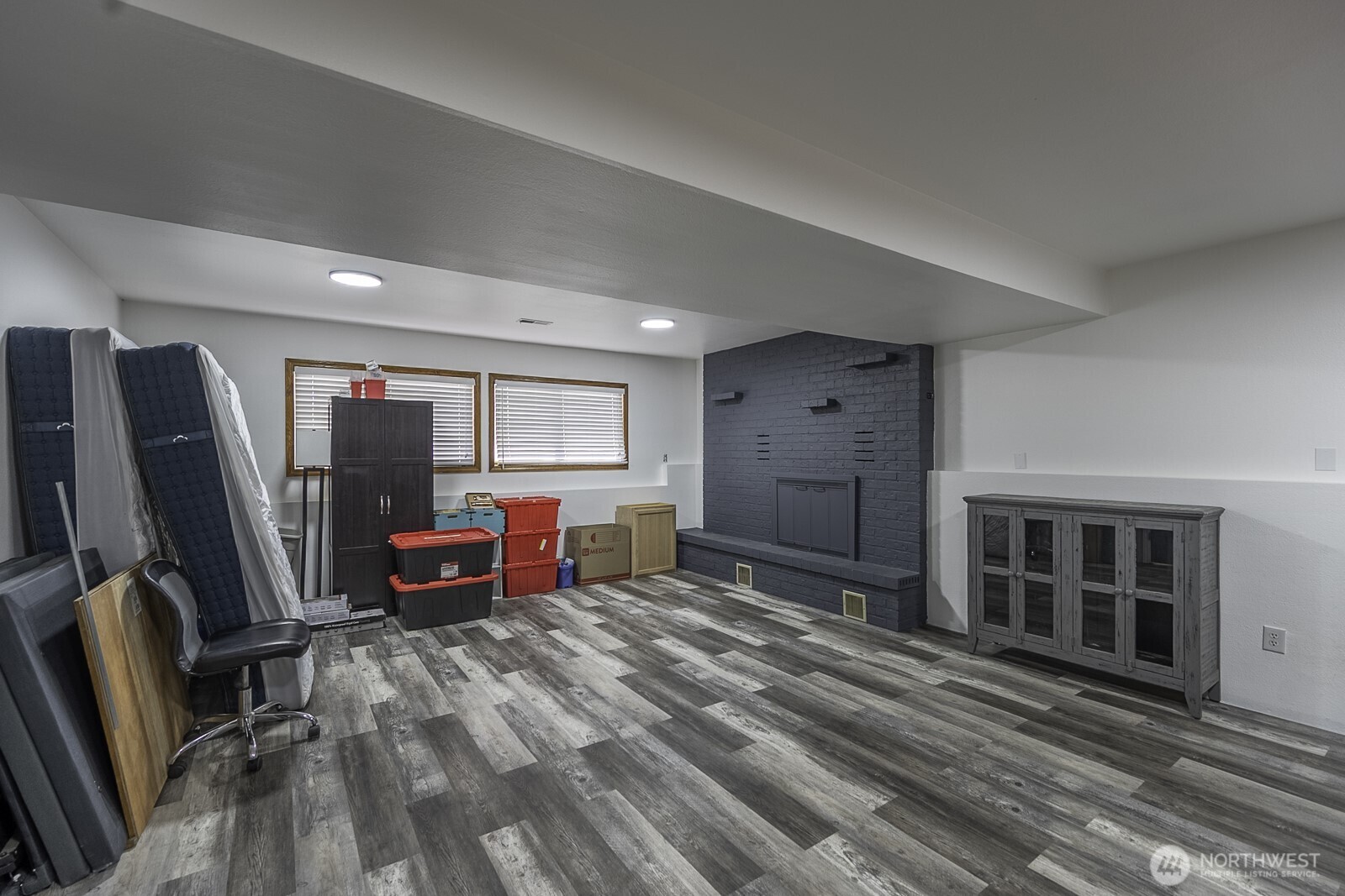 32 Diamond Street , Electric City, WA 99123